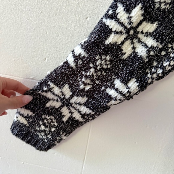 BNWT Casual Connection Longline Snowflake Sweater - Picture 7 of 9
